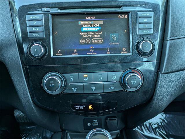 used 2020 Nissan Rogue car, priced at $15,159