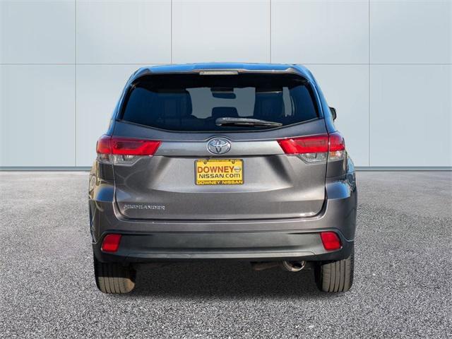 used 2019 Toyota Highlander car, priced at $20,915