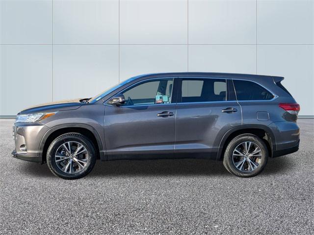 used 2019 Toyota Highlander car, priced at $20,915
