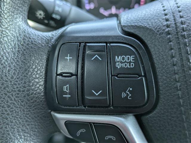 used 2019 Toyota Highlander car, priced at $20,915