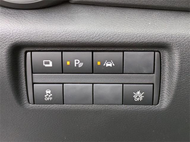 new 2025 Nissan Versa car, priced at $21,538