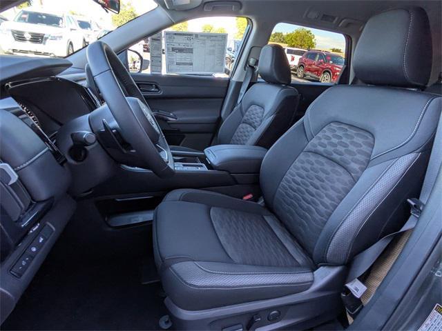 new 2025 Nissan Pathfinder car, priced at $39,669