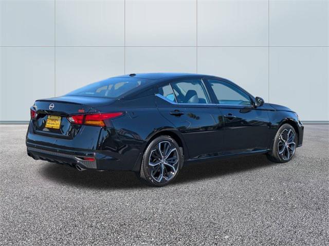 new 2025 Nissan Altima car, priced at $29,489