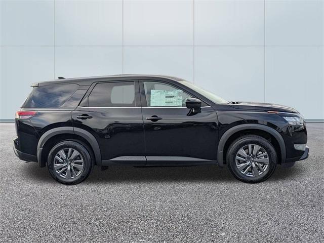 new 2024 Nissan Pathfinder car, priced at $33,222