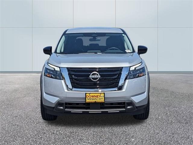 new 2024 Nissan Pathfinder car, priced at $33,222