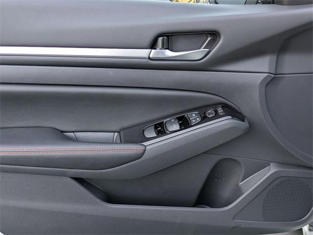 new 2025 Nissan Altima car, priced at $29,895