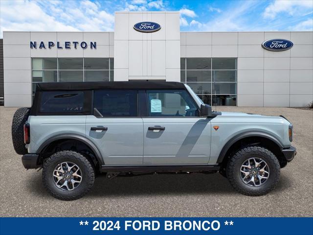 new 2024 Ford Bronco car, priced at $48,273