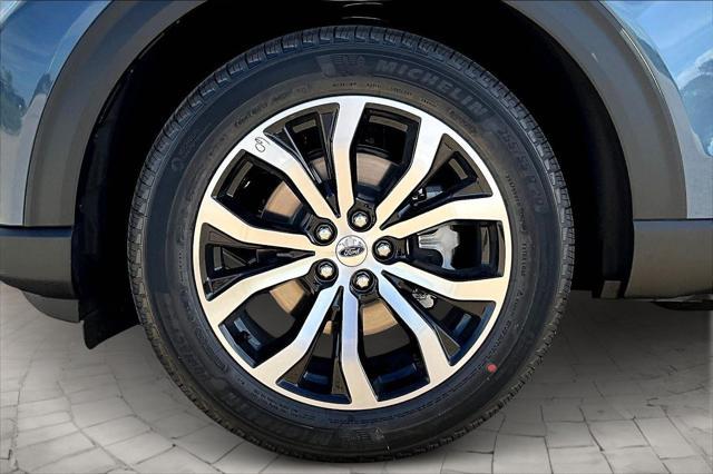 new 2025 Ford Explorer car, priced at $46,314