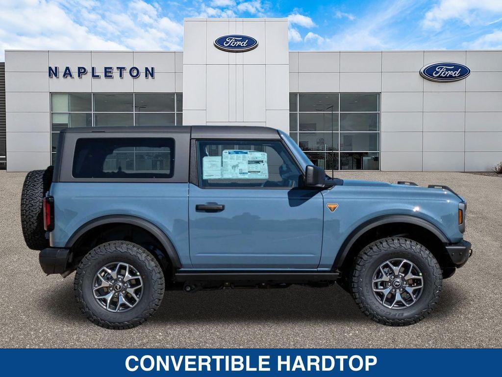 new 2024 Ford Bronco car, priced at $43,031