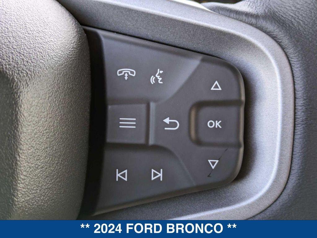 new 2024 Ford Bronco car, priced at $43,031