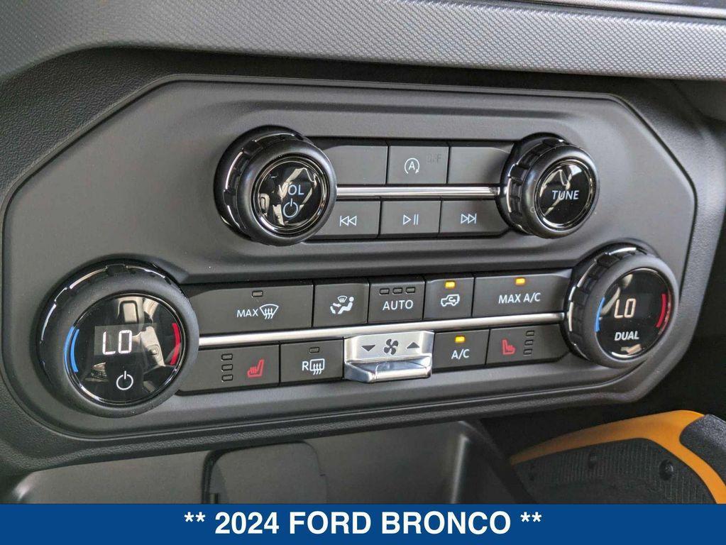 new 2024 Ford Bronco car, priced at $43,031