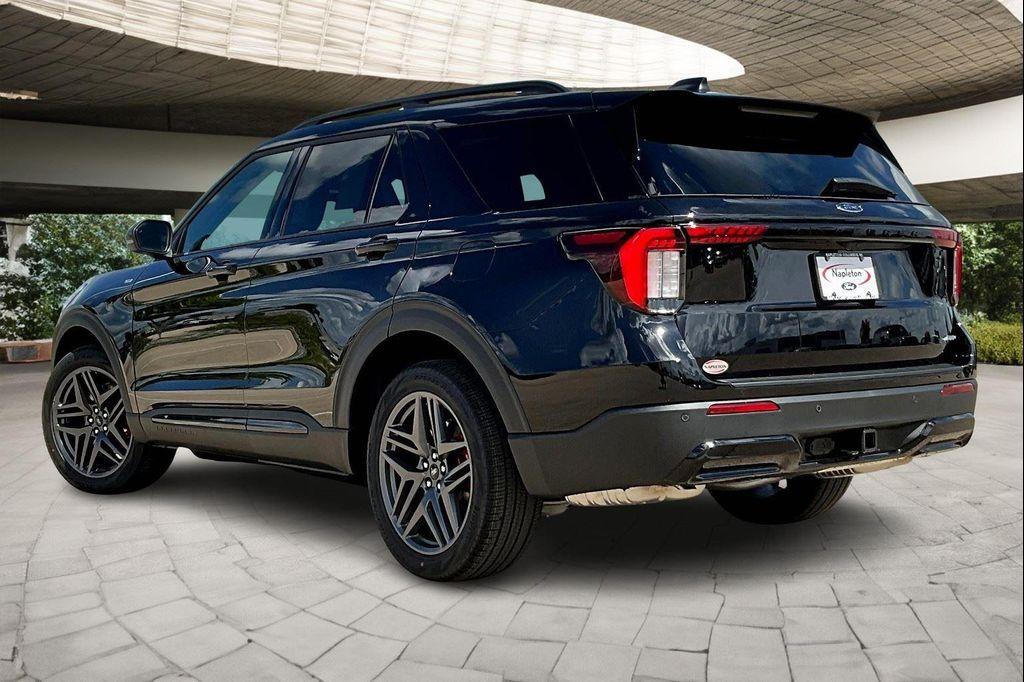 new 2025 Ford Explorer car, priced at $53,275