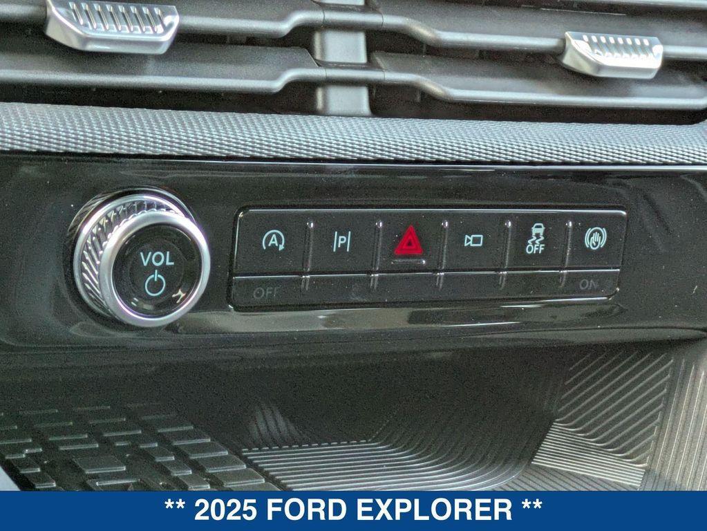 new 2025 Ford Explorer car, priced at $52,507
