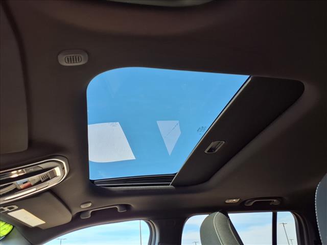 new 2025 Jeep Grand Cherokee car, priced at $39,702