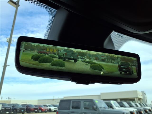 new 2025 Jeep Grand Cherokee car, priced at $51,740