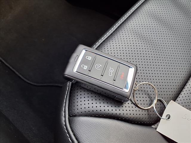 new 2025 Jeep Grand Cherokee car, priced at $51,740