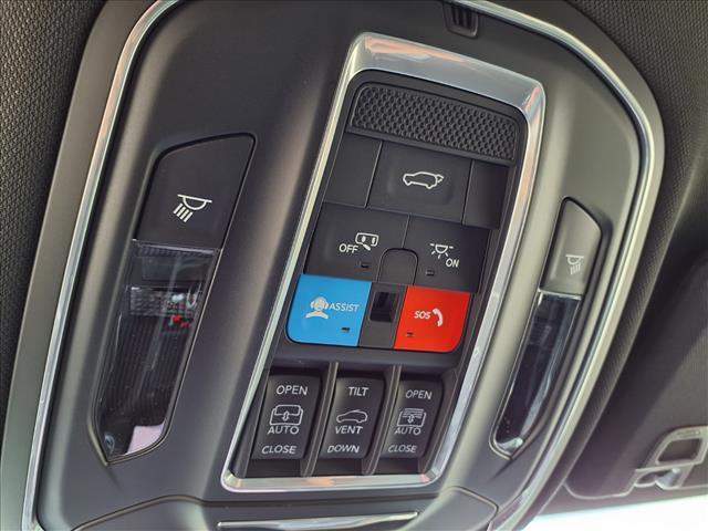 new 2025 Jeep Grand Cherokee car, priced at $51,740