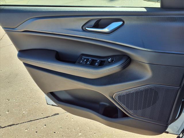 new 2025 Jeep Grand Cherokee L car, priced at $41,504