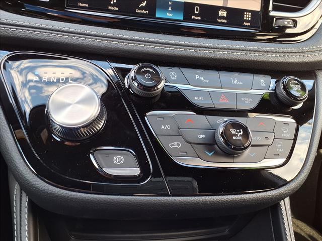 new 2026 Chrysler Pacifica car, priced at $47,685