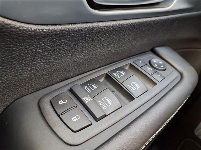 new 2026 Chrysler Pacifica car, priced at $47,685