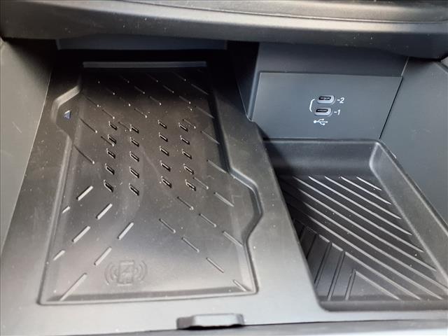 new 2026 Chrysler Pacifica car, priced at $47,685