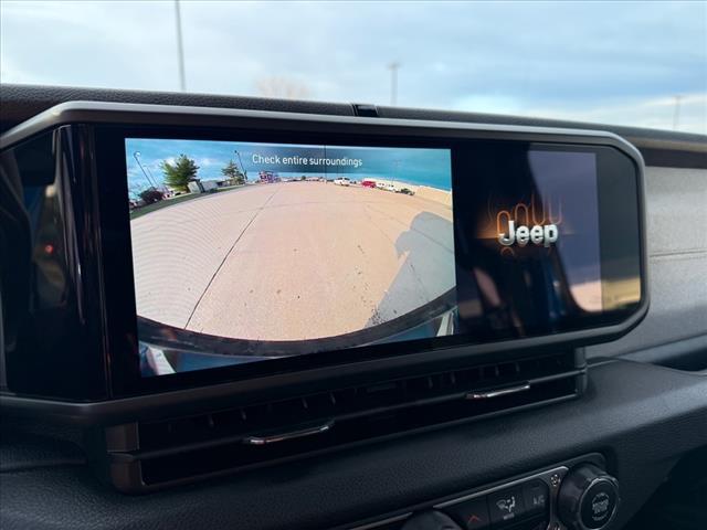 new 2025 Jeep Wrangler car, priced at $41,456