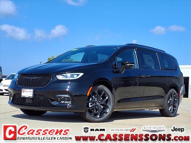 new 2026 Chrysler Pacifica car, priced at $43,709