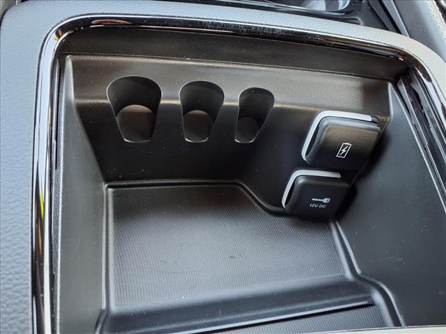 new 2026 Chrysler Pacifica car, priced at $43,709