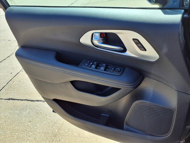 new 2026 Chrysler Pacifica car, priced at $43,709