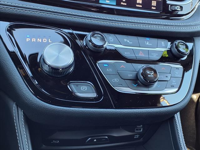 new 2026 Chrysler Pacifica car, priced at $52,659