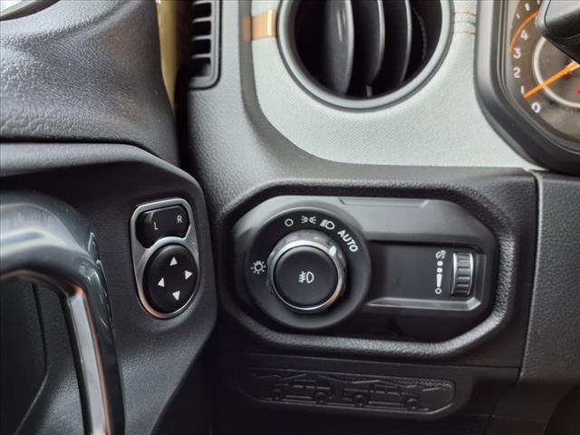 new 2025 Jeep Wrangler car, priced at $45,597