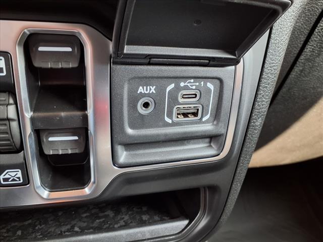 new 2025 Jeep Wrangler car, priced at $45,597