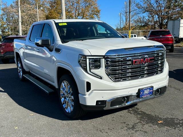 new 2024 GMC Sierra 1500 car, priced at $74,706