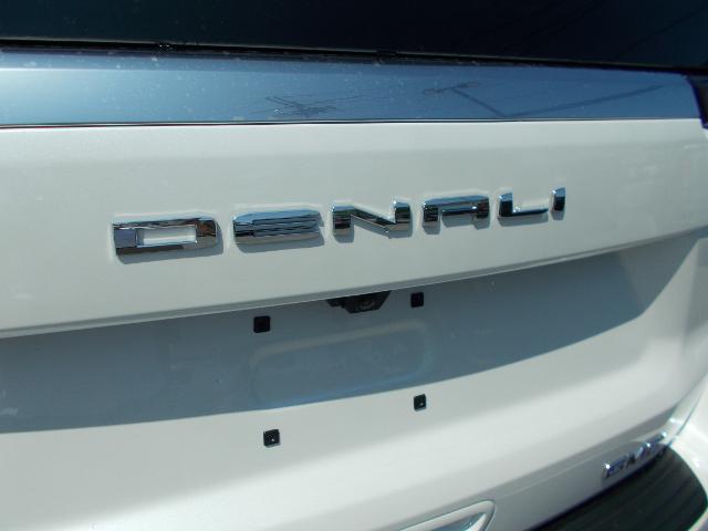 new 2025 GMC Yukon car, priced at $86,320