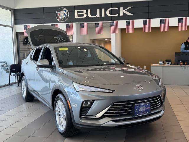 new 2025 Buick Envista car, priced at $24,265