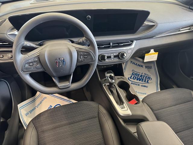 new 2025 Buick Envista car, priced at $24,014