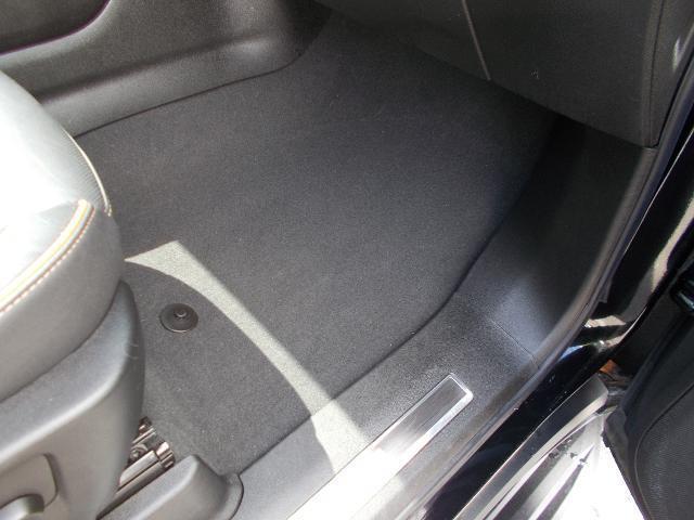 used 2024 GMC Yukon XL car, priced at $69,280