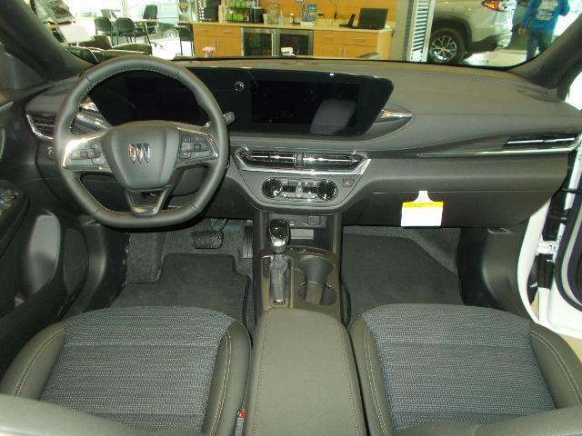 new 2025 Buick Envista car, priced at $25,915