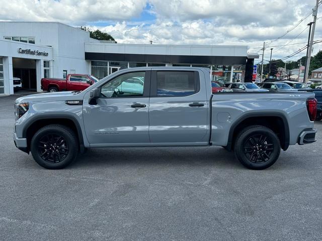 new 2024 GMC Sierra 1500 car, priced at $44,221