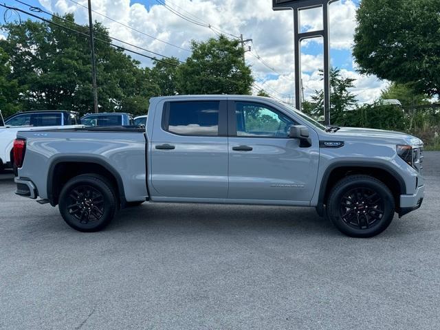 new 2024 GMC Sierra 1500 car, priced at $44,221