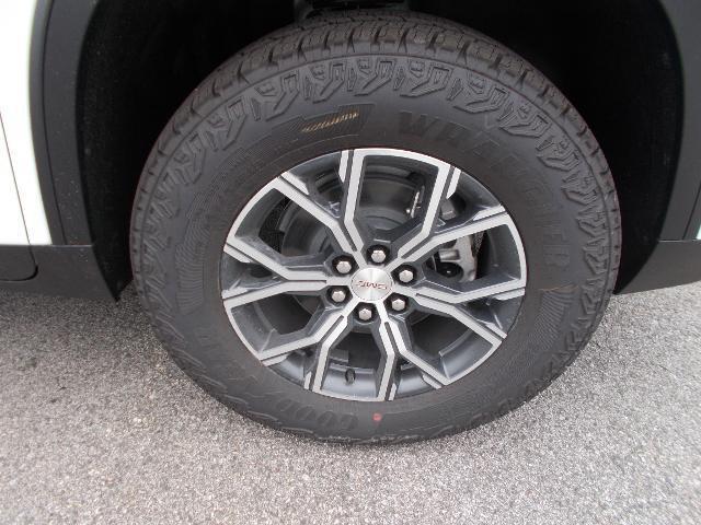new 2025 GMC Acadia car, priced at $53,925