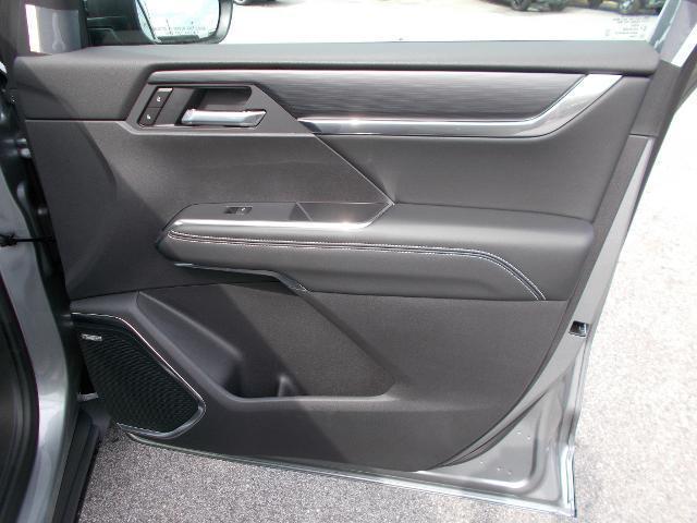 new 2025 GMC Acadia car, priced at $48,669