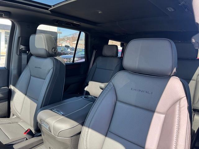 new 2025 GMC Yukon car, priced at $86,238