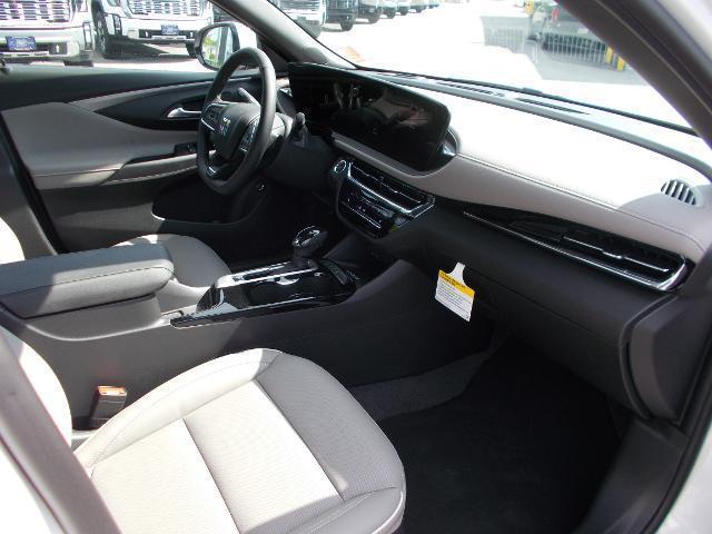 new 2025 Buick Envista car, priced at $31,215