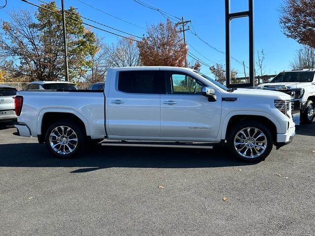 new 2024 GMC Sierra 1500 car, priced at $70,313