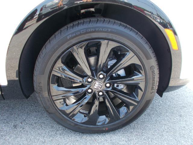 new 2025 Buick Envista car, priced at $27,194