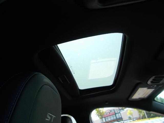 new 2025 Buick Envista car, priced at $27,194