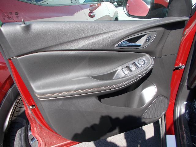 new 2025 Buick Encore GX car, priced at $26,104