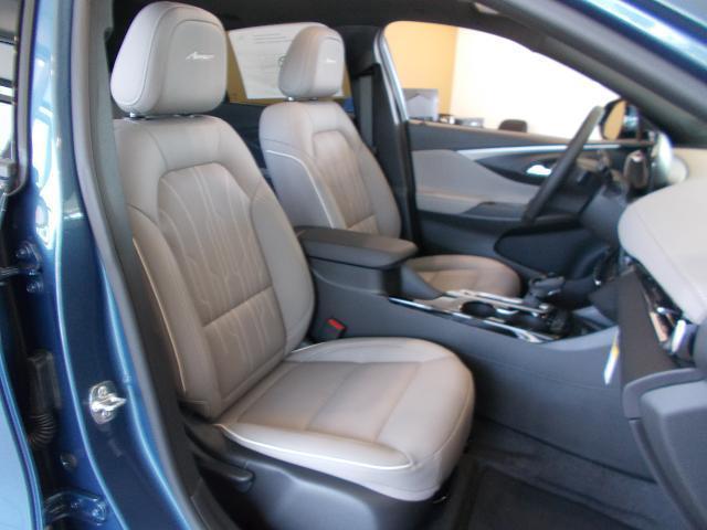 new 2025 Buick Envista car, priced at $29,304