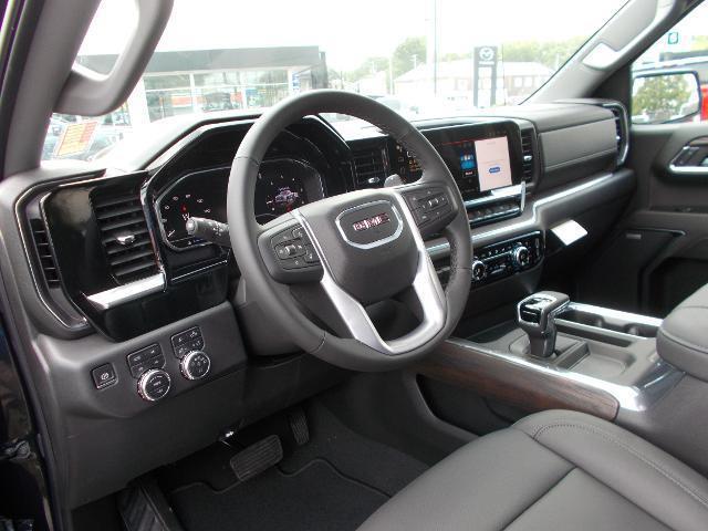 new 2025 GMC Sierra 1500 car, priced at $60,125